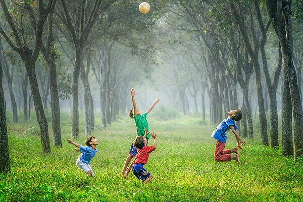 Kindertag, Kinderschutz, Kinder schützen, sicher allein unterwegs, LUCO KIDS